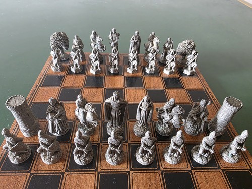 Robin hood pewter chess set - robin,