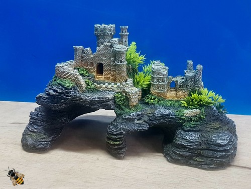 Castle rocks cave aquarium - on,