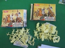 2 X WATERLOO  FRENCH CAVALRY -
