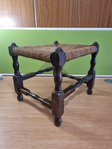Antique vintage rush - rush, footstool