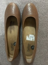 Hotter Comfort Concept Women's Size 9 Tan Ballet Shoes.