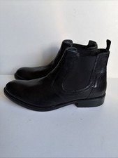 AM Shoe Company Men's Used