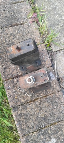 Mk1 escort engine mounts - 2,