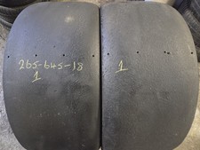 2 x 265/645/18 pirelli slicks