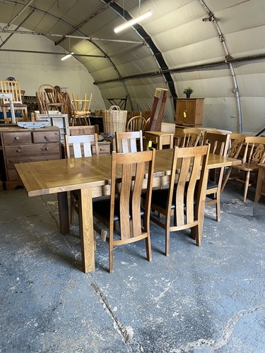 Solid oak extending dining - oak,
