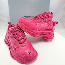 NWT$600 Balenciaga Triple S