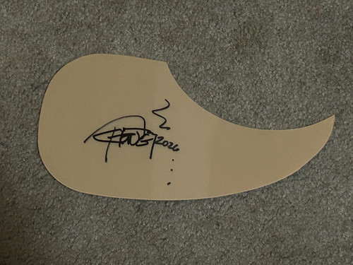 Tommy chong signed acoustic - chong,