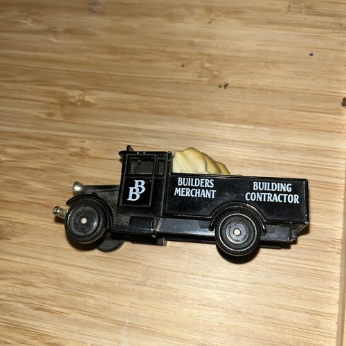 Used box corgi builders - used,