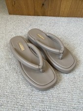 Women’s Primark Nude Sandals T-bar Open Toe Size 7 Solid Hardly Worn