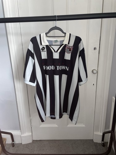 Lotto grimsby town football