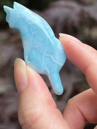 Larimar cat carving - carving, deep