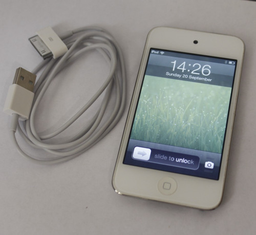Apple ipod touch 4th - touch,