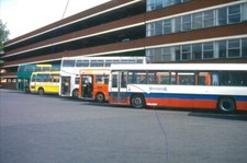 ORIGINAL BUS COLOUR SLIDE OF