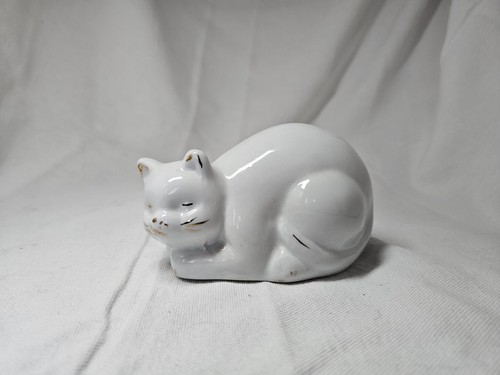 Vintage ceramic white and gold - vintage,