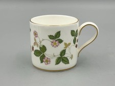 Wedgwood Wild Strawberry -