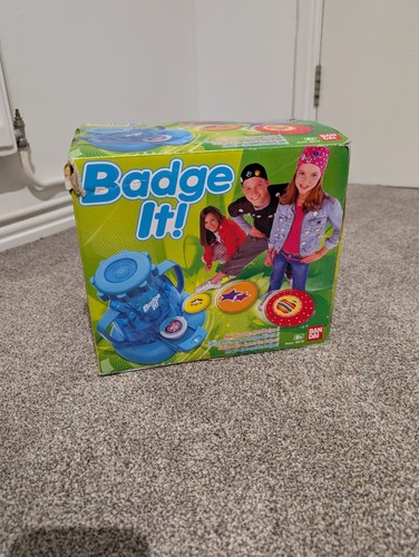 Bandai badge - it!, badge/button