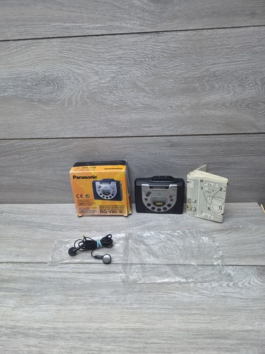 Panasonic v85 vintage radio - panasonic,