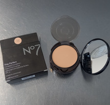 Boots No7 Stay Perfect Compact