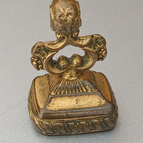 Antique intaglio gold - antique, tone