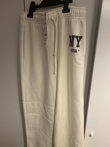 New zara manhattan - zara, logo