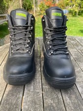 APACHE SAFETY HIKER BOOTS, STEEL TOE CAP, WATERPROOF, BLACK LEATHER, SIZE 6, NEW