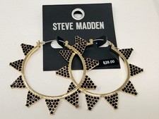 NWT Steve Madden Gold Tone