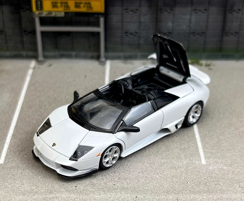 64 white murcielago - pk, 1:64
