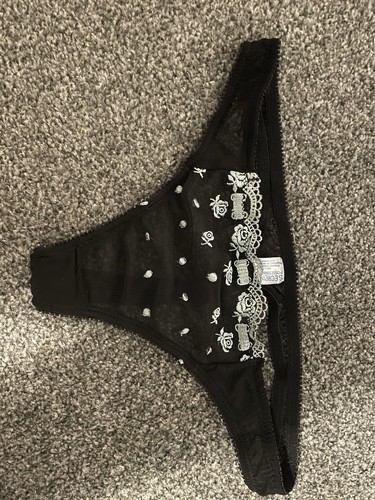 Black mesh embroidered thong - mesh,