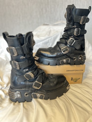New rock flame - rock, black