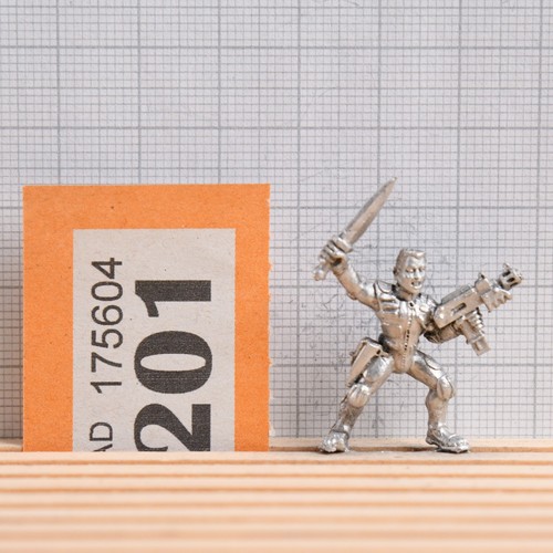Vintage necromunda van saar - vintage, 'van