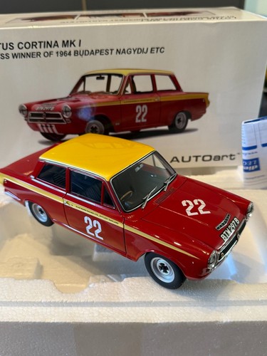 Autoart lotus cortina mk1 - lotus,