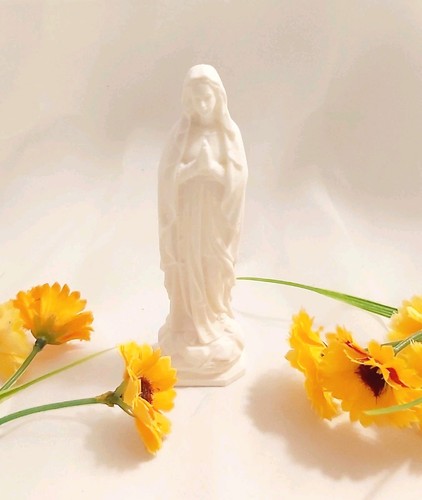 Small white blessed - white,