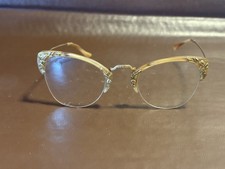 Vintage Ladies Cats Eye Spectacles 1950's/60's Glasses - Small Chip
