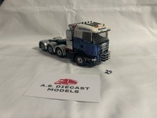 Corgi Modern Tekno Code 3