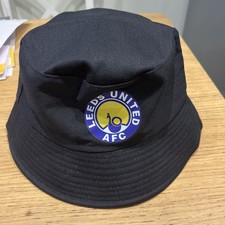 LEEDS UTD BLUE BUCKET HAT 70s PEACOCK BADGE BRAND NEW FREE POSTAGE..: