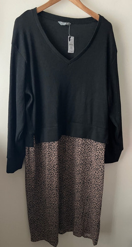 Nutmeg dress size - 22, new