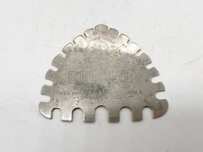 VINTAGE OLD METAL BEEHIVE NEEDLE GAUGE BRITAINS BEST RETRO SEWING TOOL