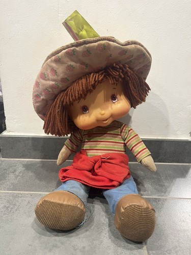 Strawberry shortcake rag doll - strawberry,