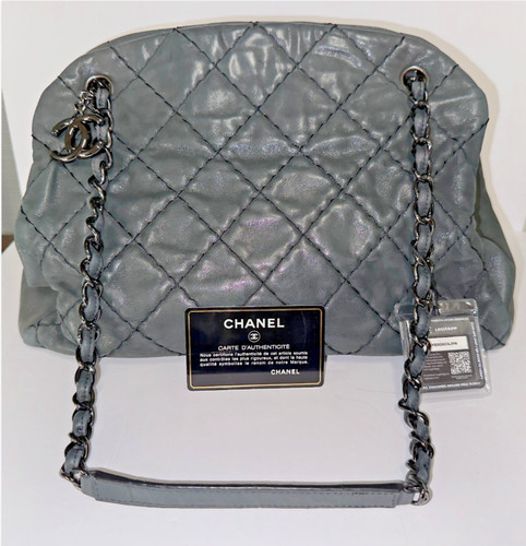 Chanel quilted iridescent - quilted,