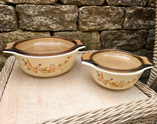 Pyrex harvest milk glass round - milk,