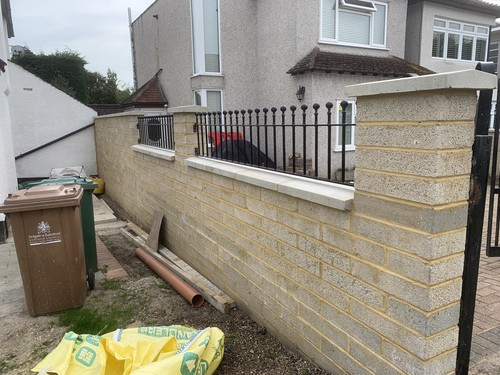 Low wall stee railings metal - wall,