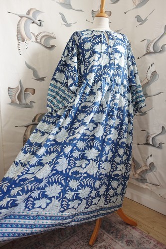 Bnwt sukriti blue - bnwt, floral