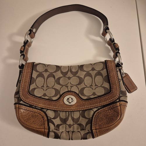 Coach signature canvas - signature,