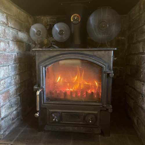 Used stove town country - &,