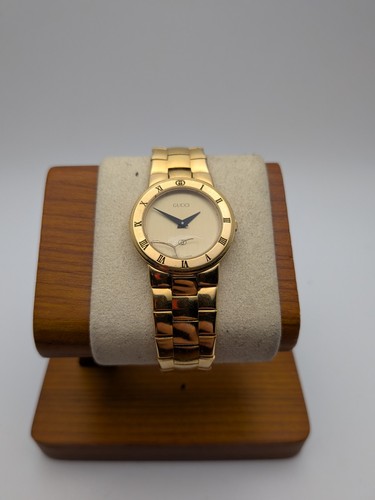 Vtg genuine gucci ladies watch - genuine,