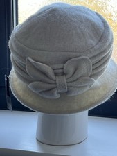 Vintage 40’s Style Hawkins