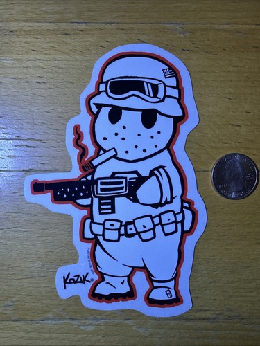 Kozik smokin army - army, bunny