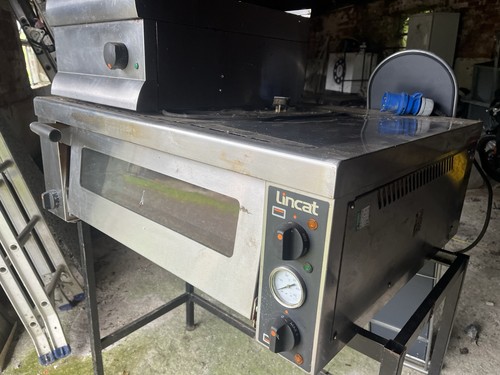 Lincat pizza oven 400v 6 - oven,