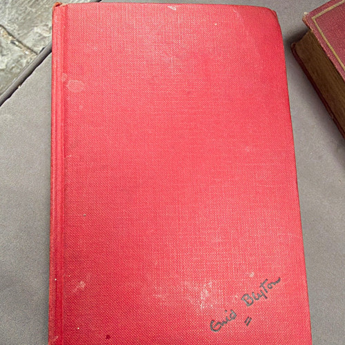 Enid blyton five off to - enid,