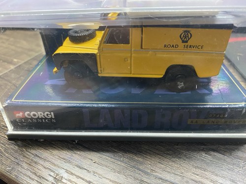 Corgi 07403 land - land, rover